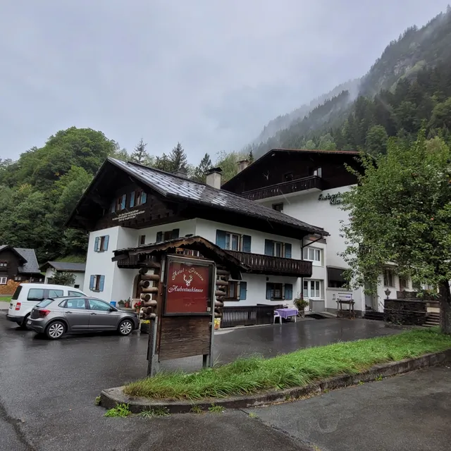 Hotel Hubertusklause, Christian Schöpf KEG