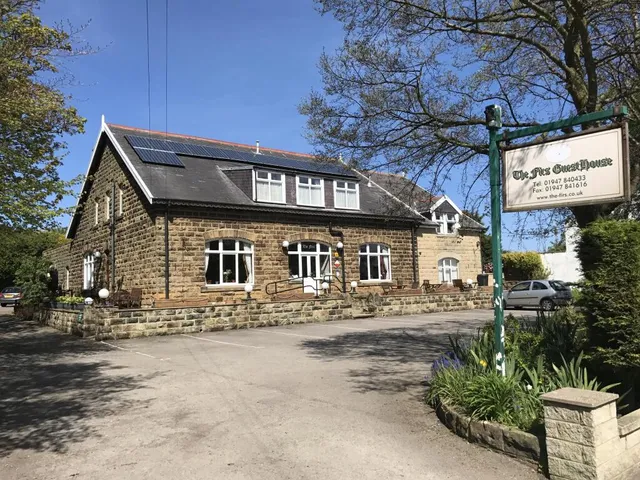 The Firs Guesthouse - Bed & Breakfast