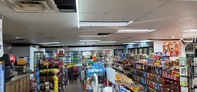 Quik Stop BBQ Market & Deli