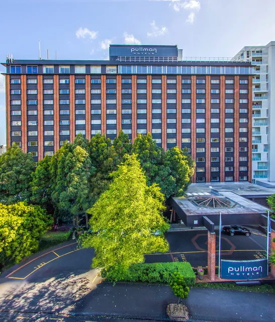 Pullman Auckland Hotel & Apartments