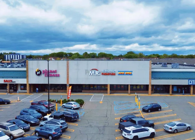 MR CLOSEOUT FURNITURE