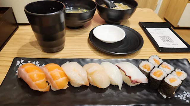 Kizuna Sushi