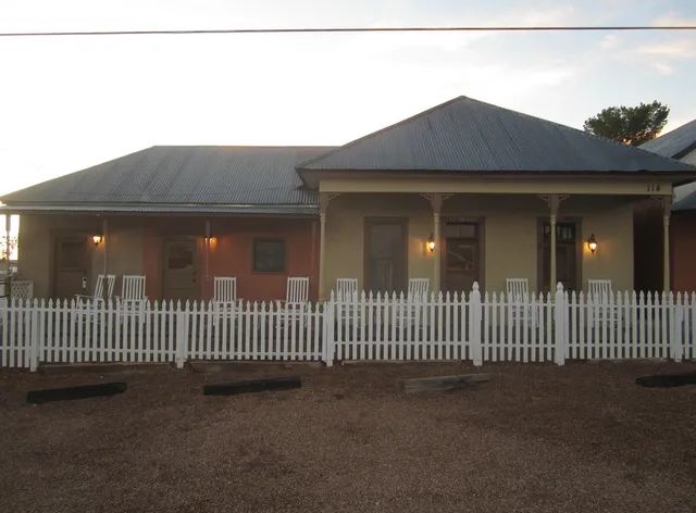 Tombstone Boarding House Inn