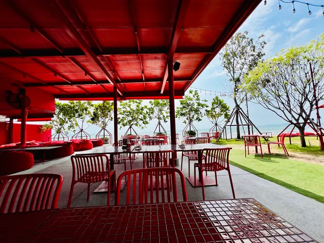 Under the sun at Ana Anan Pattaya