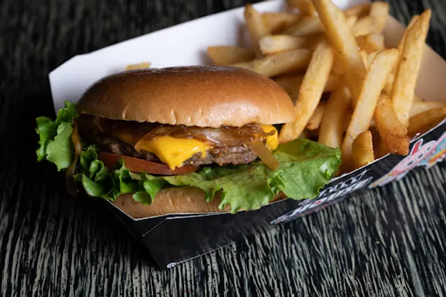 Full House Express Explanada