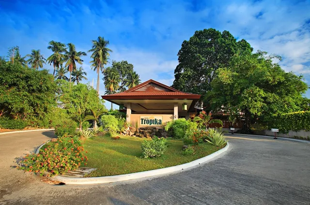 Hotel Tropika Davao