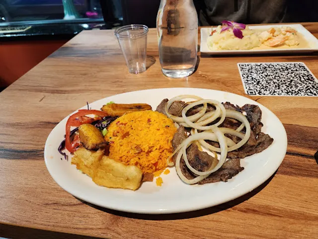 McCoco's | The Best Caribbean Family Restaurant & catering