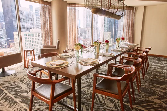 The 101 Bar, Grill & Rooftop