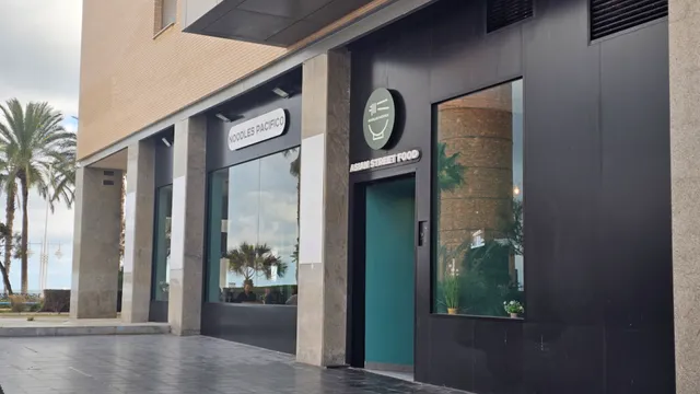 Restaurante Noodles Pacifico - Halal