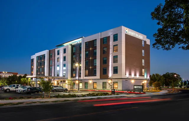 Hyatt Place Newark / Silicon Valley