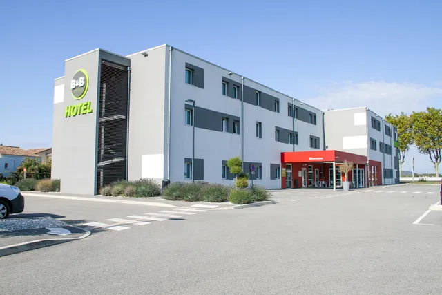 B&B HOTEL Valence TGV Romans