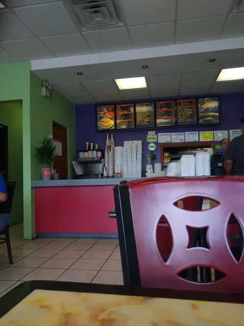 Santa Olaya Shopping Village