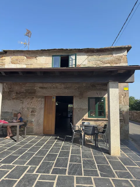Casa Molar - Bar Restaurante Albergue Habitaciones