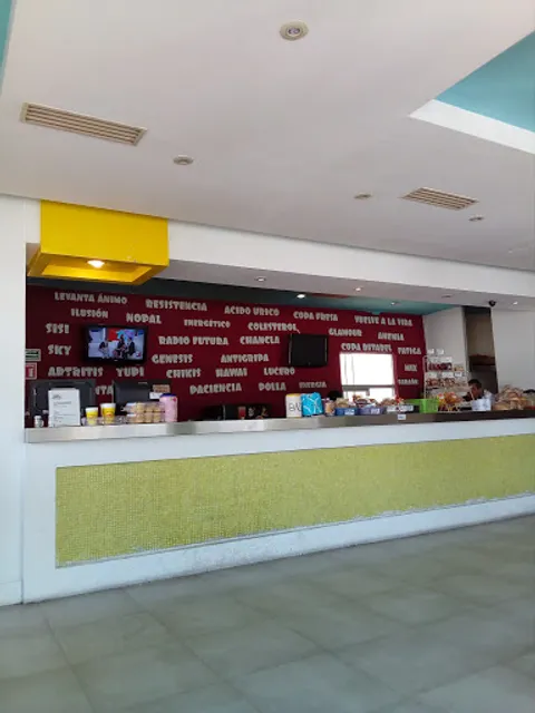 La Famosa - Jugos y Licuados