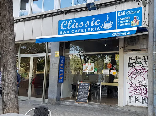 Classic Bar - Cafeteria