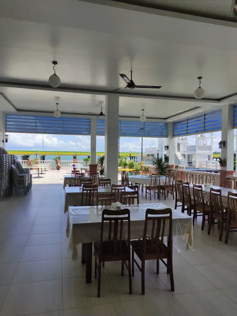 Sei Enam Restaurant