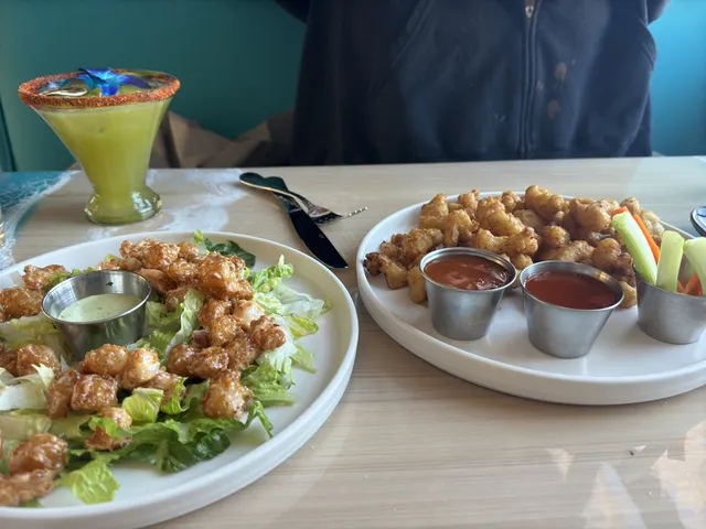 La Playa Mexican Restaurant and Mariscos