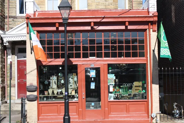 Outside The Box - Gift Shop