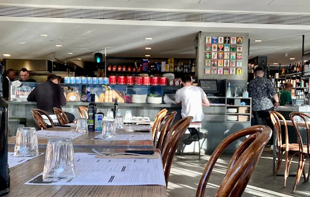 D.O.C Pizza and Deli Mornington