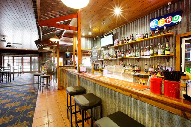 Coutts Commercial Hotel