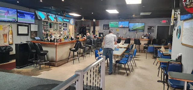 Frankies Bar and Grill