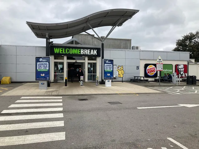 Welcome Break Newport Pagnell Southbound Services M1