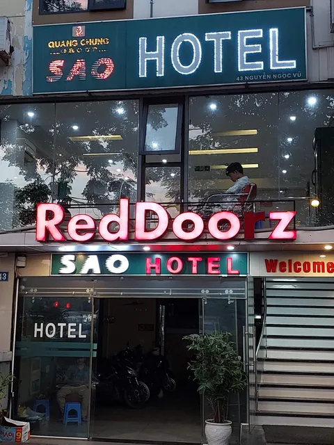 RedDoorz Sao Hotel Nguyen Ngoc Vu