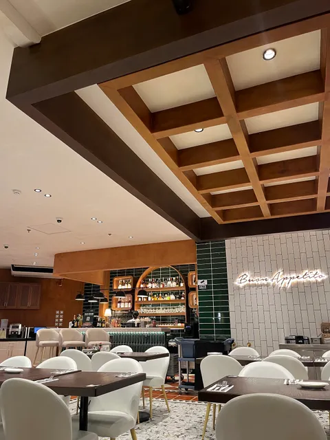 Italianni's Restaurant SM Sta Mesa