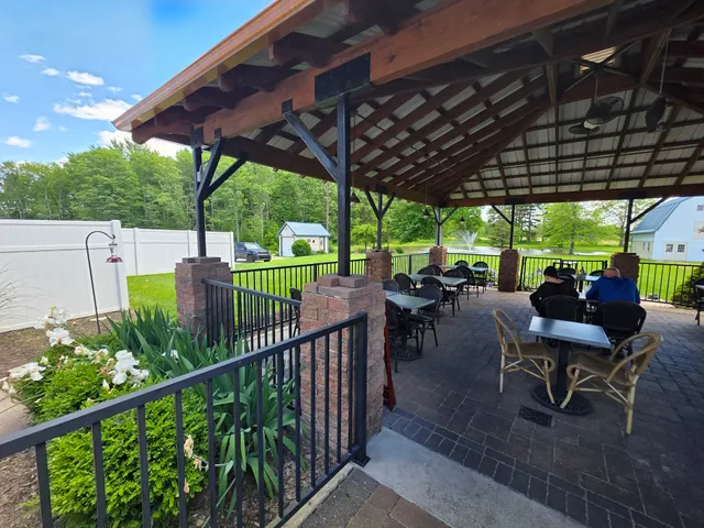 Crossroads Family Restaurant