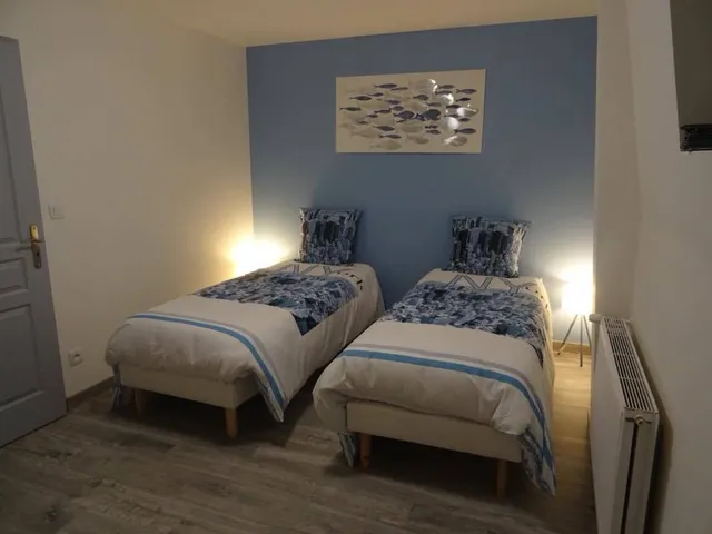 Gite Spa Les Hirondelles: location gîte SPA, sauna, jardin situé proche des plages de la Côte d’Opale et Cassel, Nord France