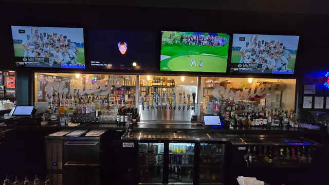 Shirley’s Bar & Grill