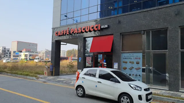 Cafe Pascucci