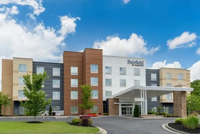 Fairfield by Marriott Inn & Suites Calhoun