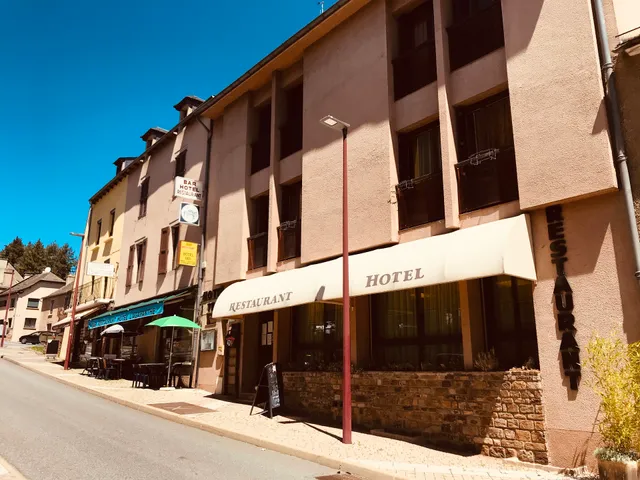 Hôtel Restaurant Brasserie L AGAPANTHE