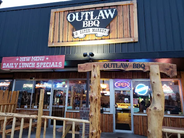 Outlaw BBQ & Catering Market