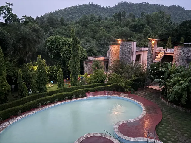 Siyava Valley Resort