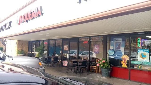 Perla's Taqueria