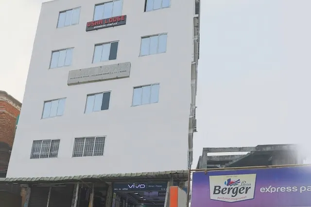 OYO 69905 Usha Lodge