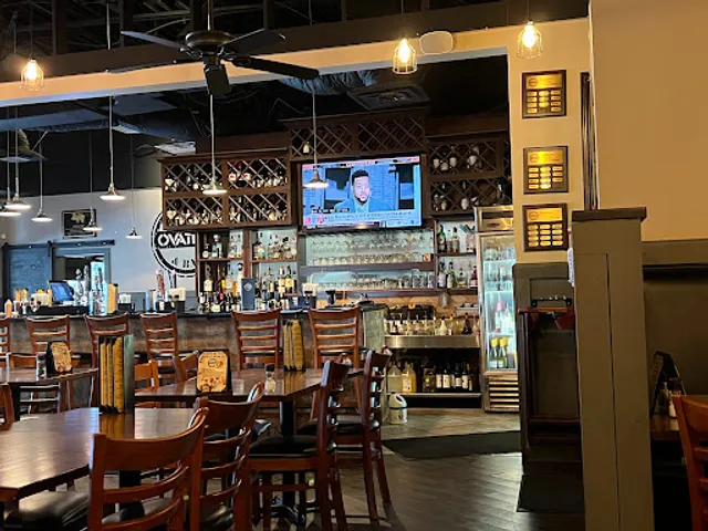 Ovation Bistro & Bar, Davenport