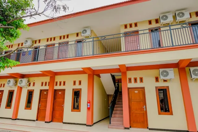 OYO 2826 Panderman Residence