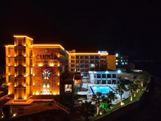 Cunda Uygulama Hotel