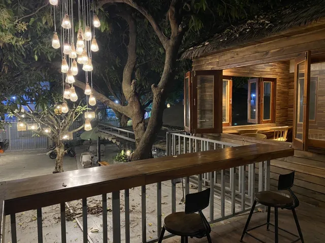 Trăng Nhiệt Đới