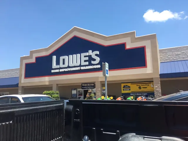 Lowe's Garden Center