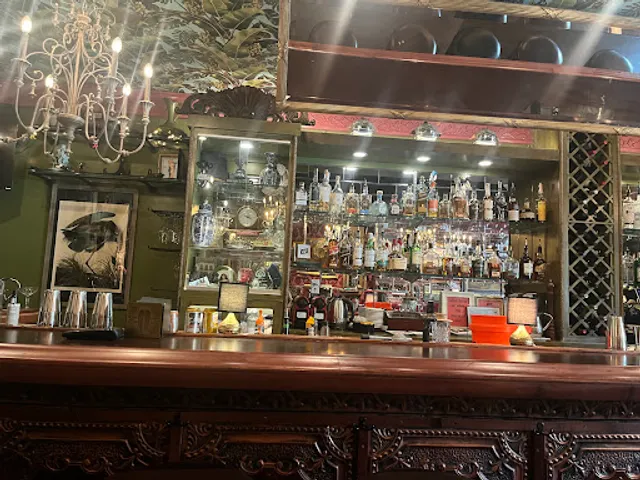 McRae's American Bistro & Cocktails