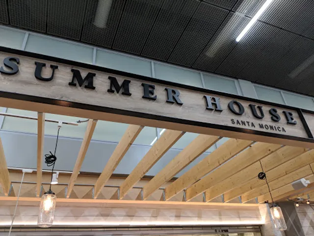 Summer House Santa Monica