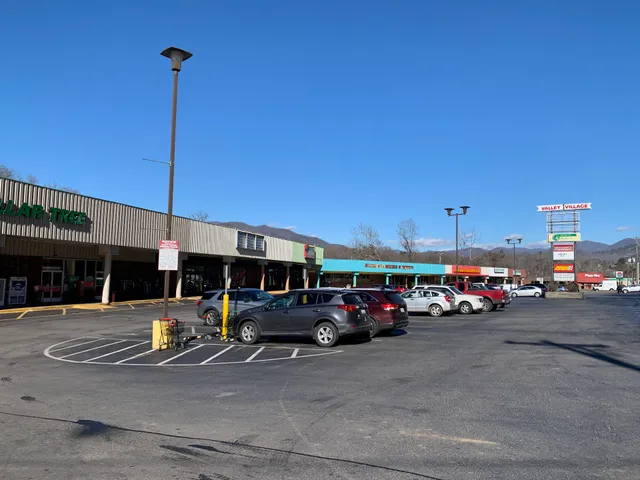 Valley Village Shopping Center