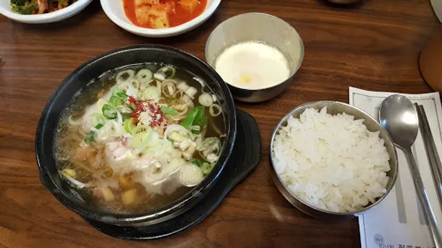 비사벌 전주콩나물국밥