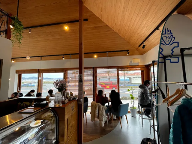 SEA DAYS coffee shop