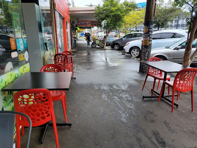 Favorite Dumpling & Noodle Restaurant