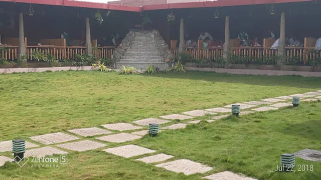 The Village Restaurantt